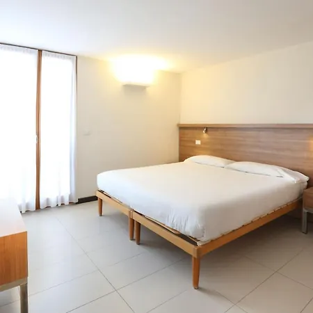 Appartement & Monte Near Hospital And